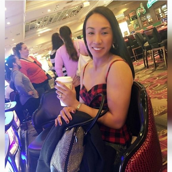 Meet the Posher: Ladadee - Picture 4 of 4